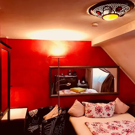 Travel For Business, Perfect. 300mbit, Smart Tv * Бонн